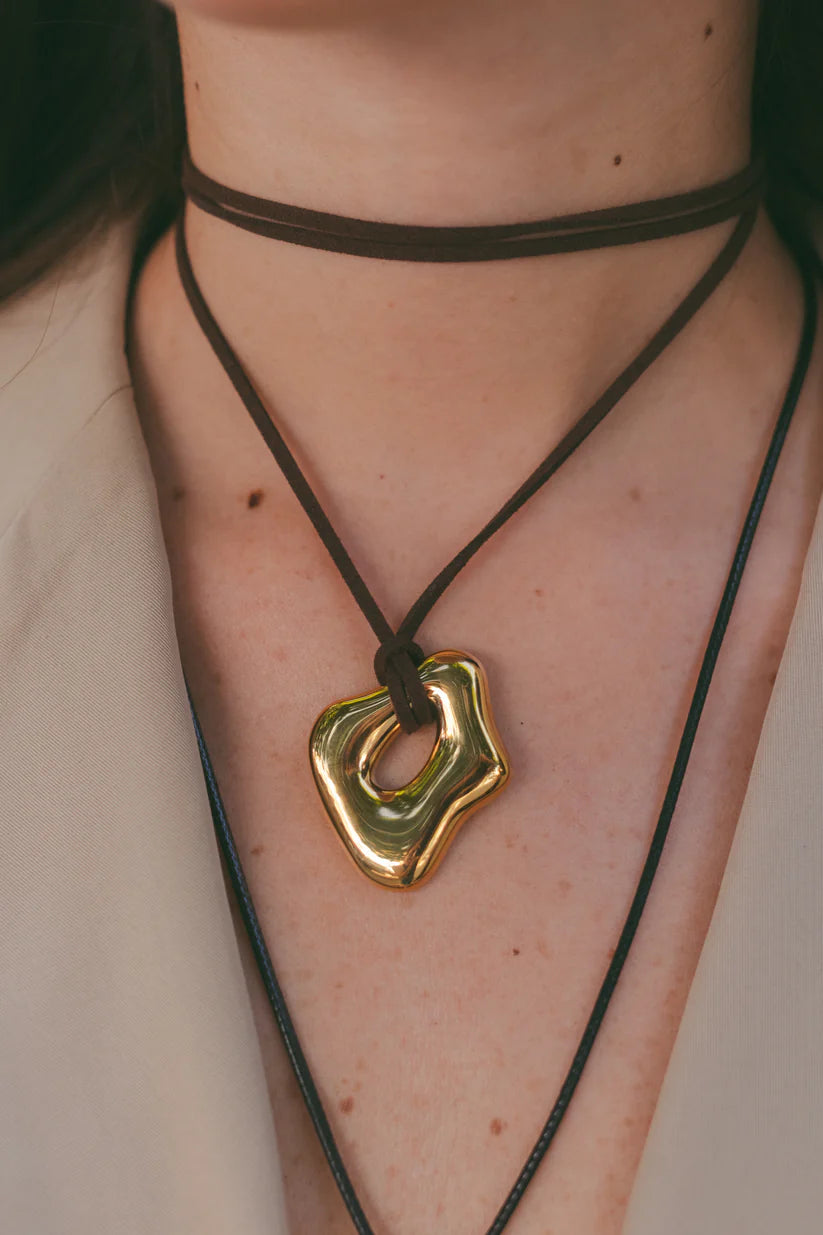 TEMPLO NECKLACE BROWN